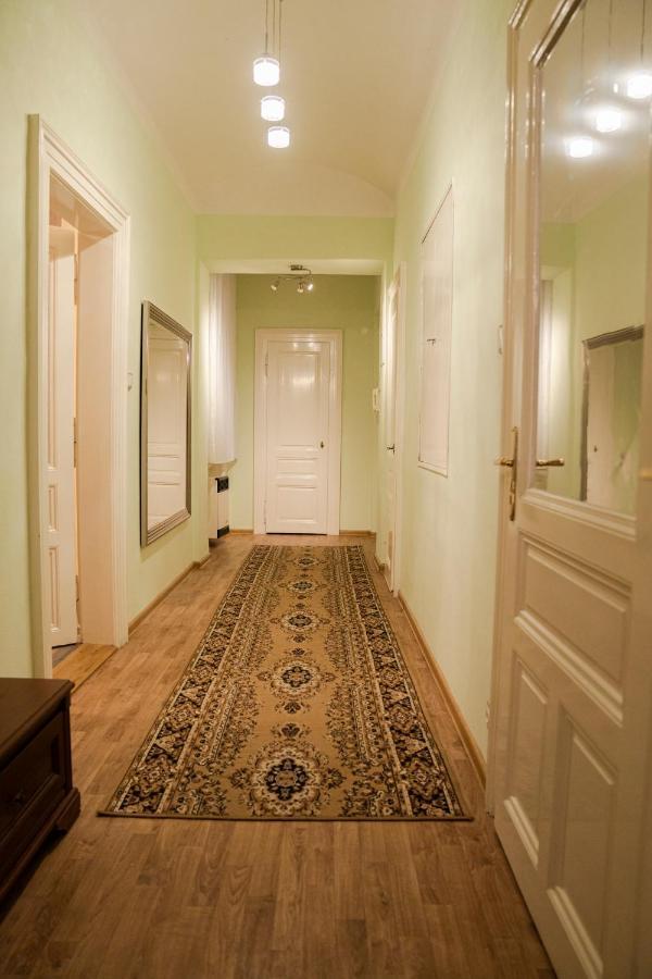 Helen Homestay Vaclavske Namesti Prague Ngoại thất bức ảnh