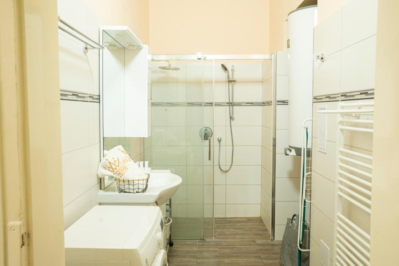 Helen Homestay Vaclavske Namesti Prague Ngoại thất bức ảnh