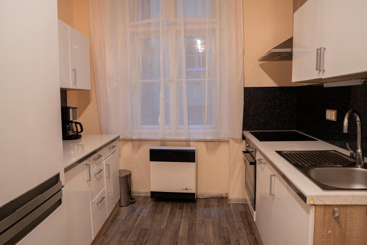 Helen Homestay Vaclavske Namesti Prague Ngoại thất bức ảnh