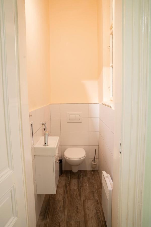 Helen Homestay Vaclavske Namesti Prague Ngoại thất bức ảnh