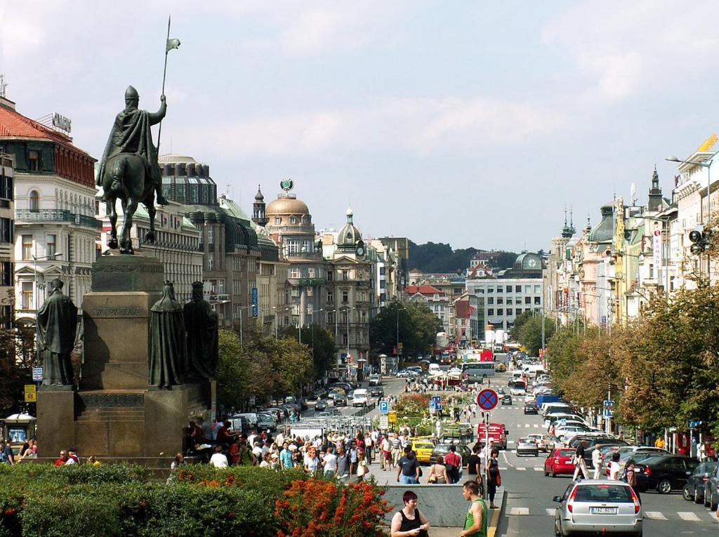 Helen Homestay Vaclavske Namesti Prague Ngoại thất bức ảnh