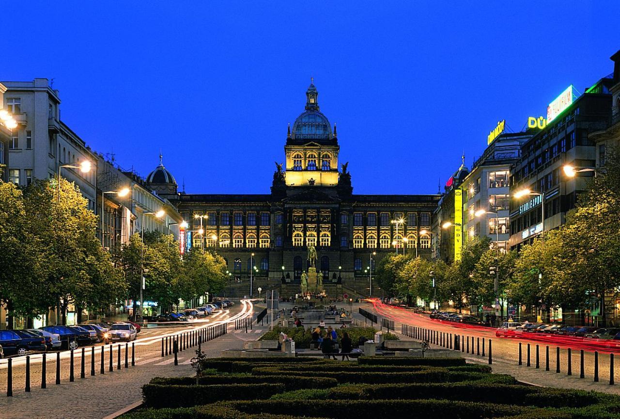 Helen Homestay Vaclavske Namesti Prague Ngoại thất bức ảnh